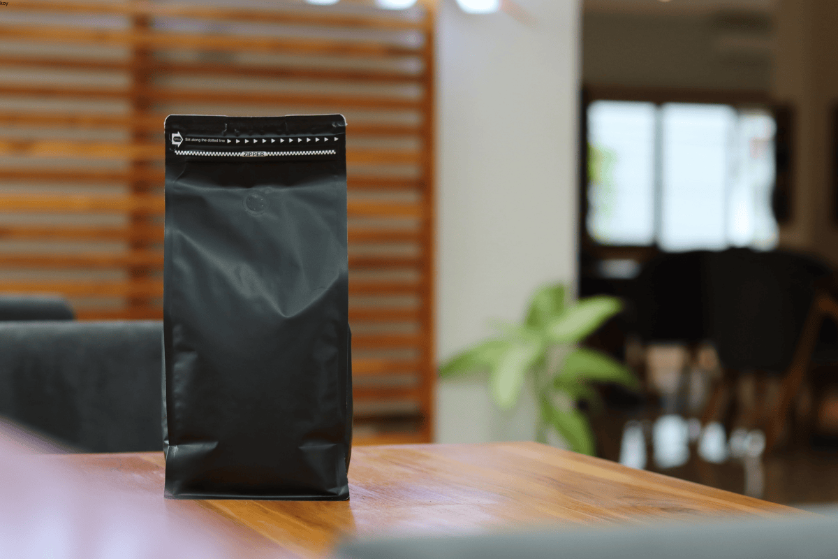 Recyclable stand-up pouch for sustainable food packaging